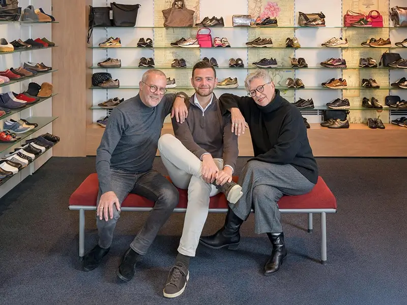 overname-vijfvinkel-schoenen-door-job-hoogenboom